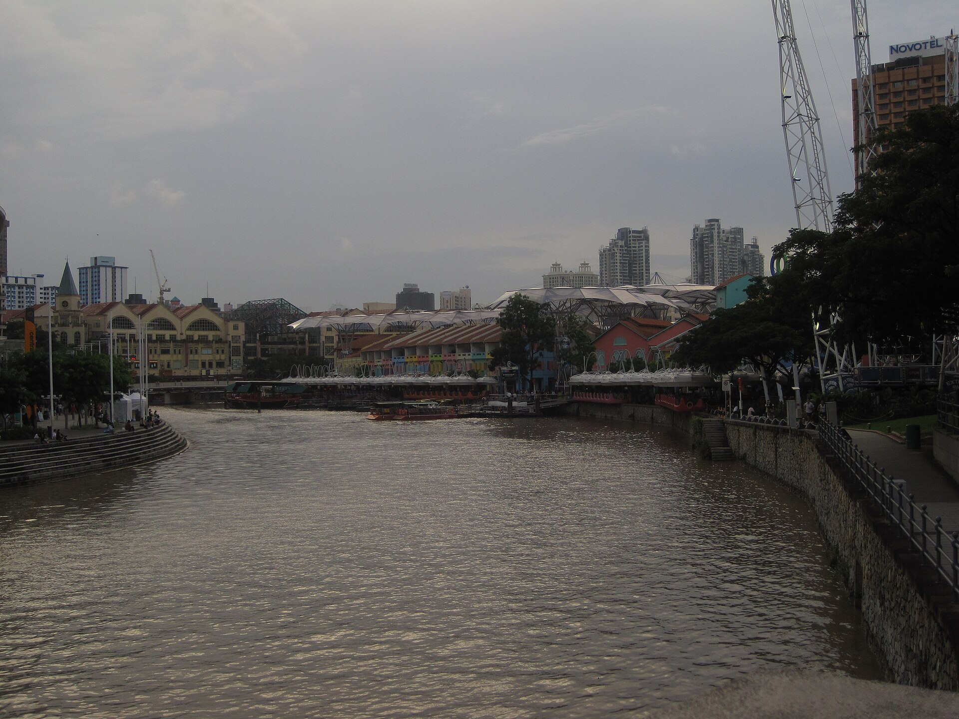 Singapore on a Budget: What to Cut and What Never to Cut
