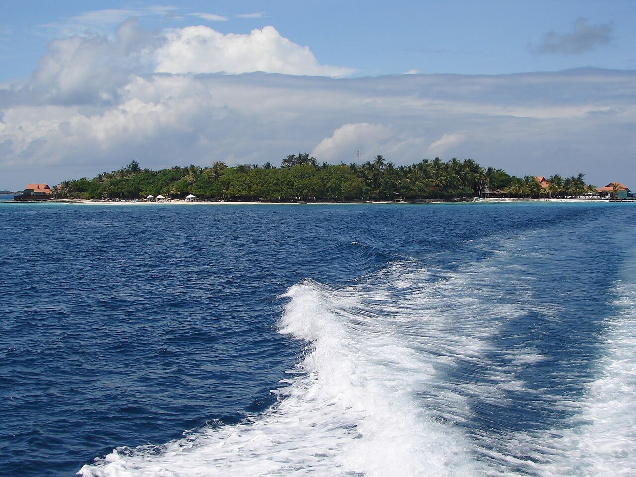 Villa Park Sun Island Resort, Ari Atoll — Transfers, Villas and Package Prices